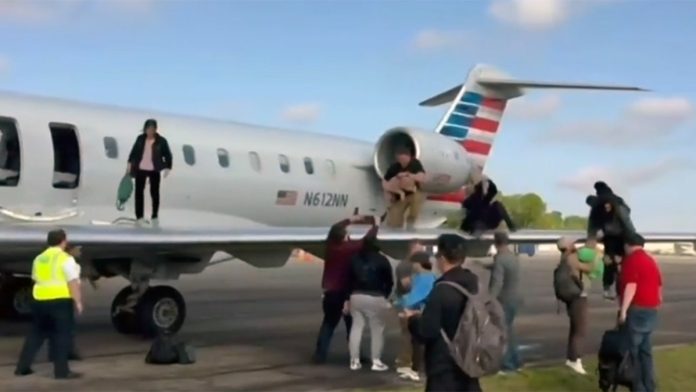 Airlines told to reevaluate emergency evacuation procedures after carry-on concerns